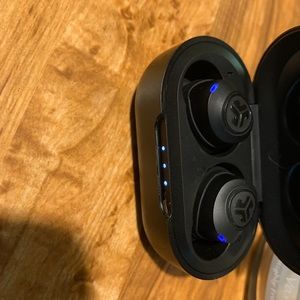 Bluetooth, wireless headphones